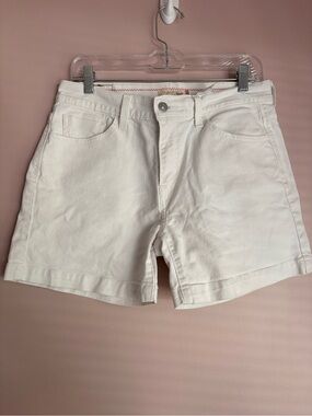 💚Levi's 515 White Women's Denim Jean Shorts